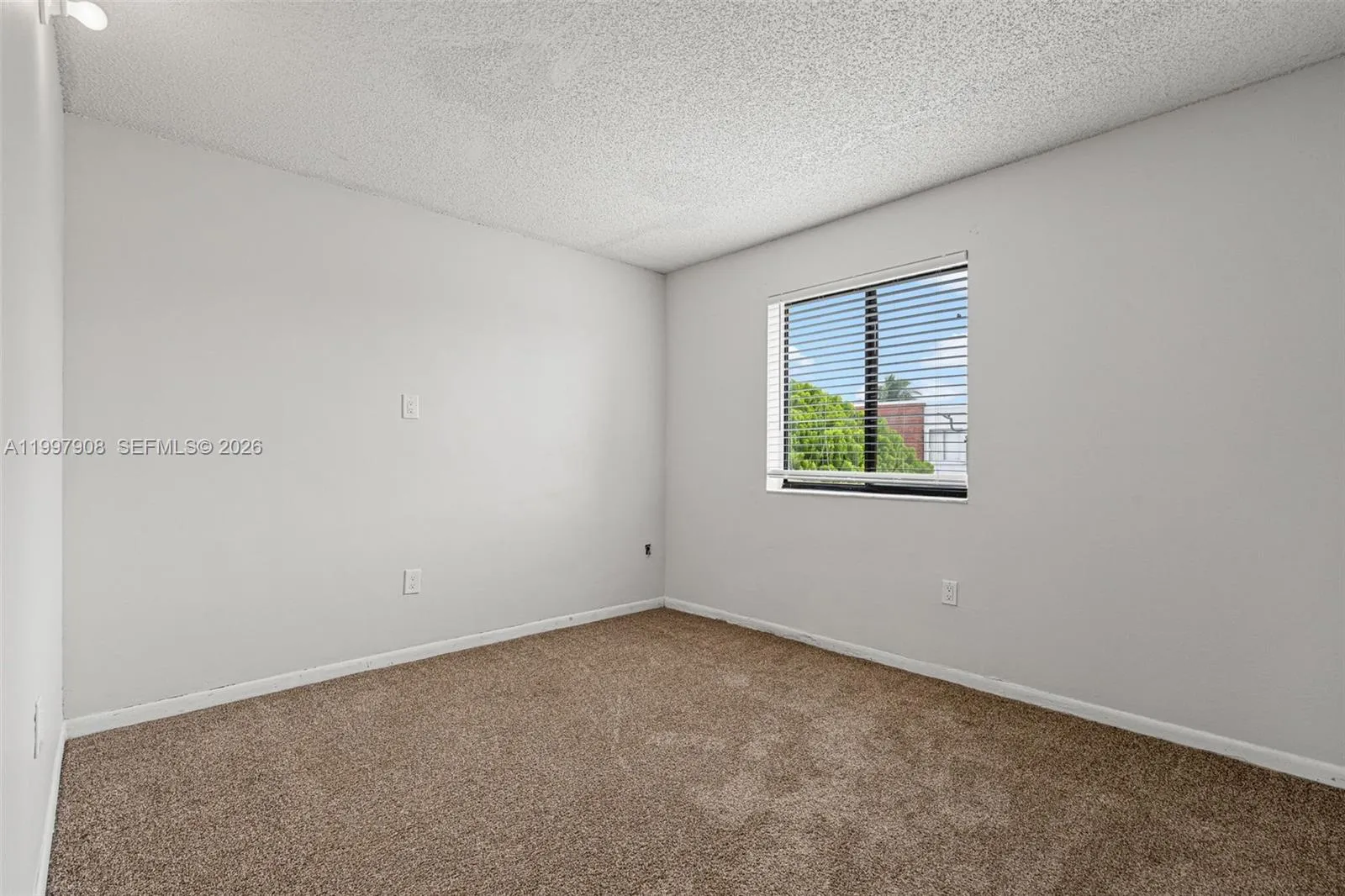 319 Nw 109th Ave 3b, Miami, Florida 33172, Miami, Florida 33172, 2 Bedrooms Bedrooms, ,1 BathroomBathrooms,Residential Lease,For Rent,319 Nw 109th Ave 3b, Miami, Florida 33172,A11997908