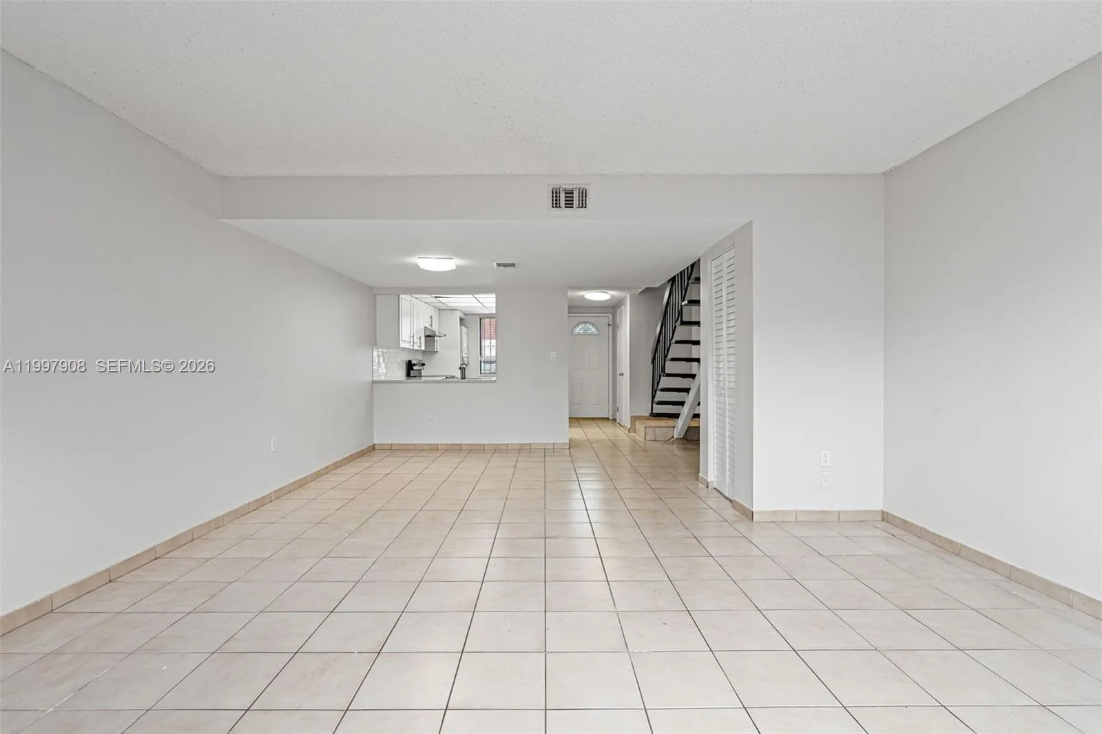 319 Nw 109th Ave 3b, Miami, Florida 33172, Miami, Florida 33172, 2 Bedrooms Bedrooms, ,1 BathroomBathrooms,Residential Lease,For Rent,319 Nw 109th Ave 3b, Miami, Florida 33172,A11997908