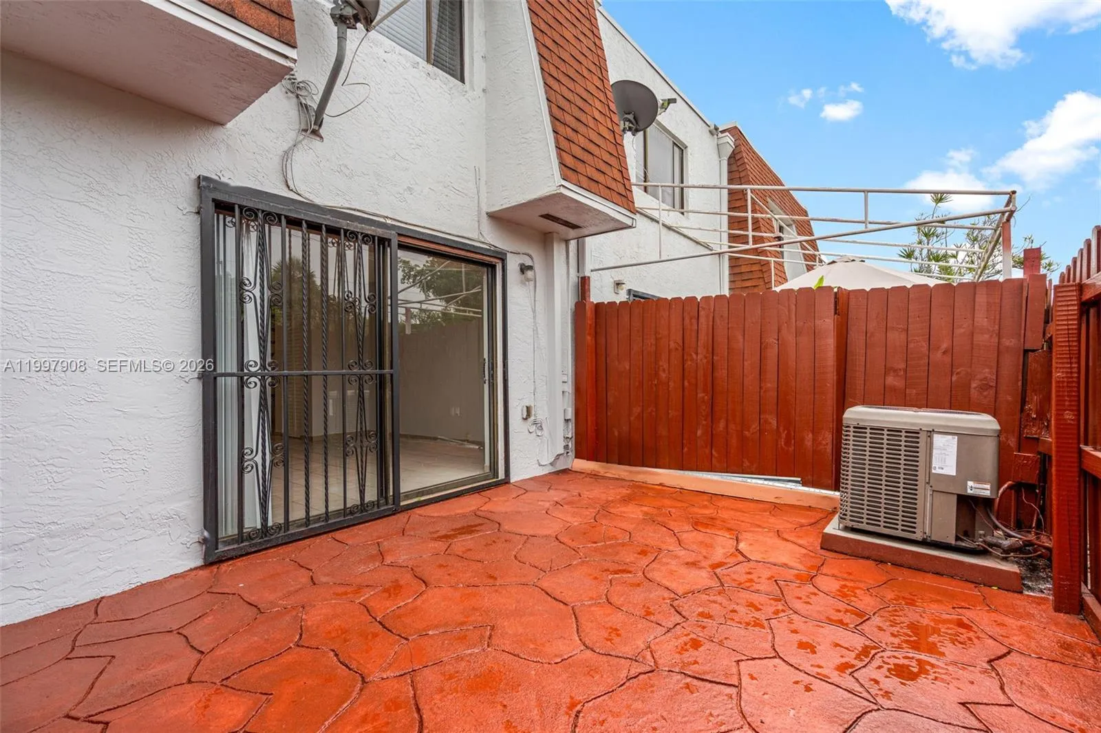 319 Nw 109th Ave 3b, Miami, Florida 33172, Miami, Florida 33172, 2 Bedrooms Bedrooms, ,1 BathroomBathrooms,Residential Lease,For Rent,319 Nw 109th Ave 3b, Miami, Florida 33172,A11997908