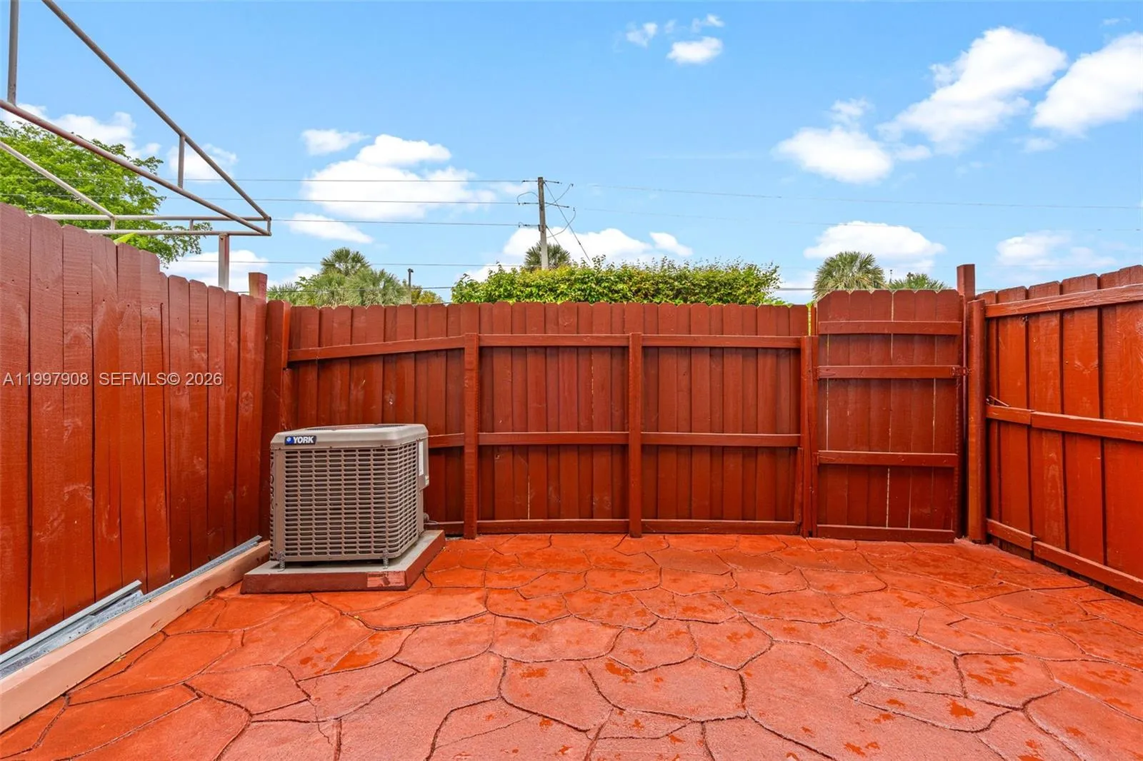 319 Nw 109th Ave 3b, Miami, Florida 33172, Miami, Florida 33172, 2 Bedrooms Bedrooms, ,1 BathroomBathrooms,Residential Lease,For Rent,319 Nw 109th Ave 3b, Miami, Florida 33172,A11997908