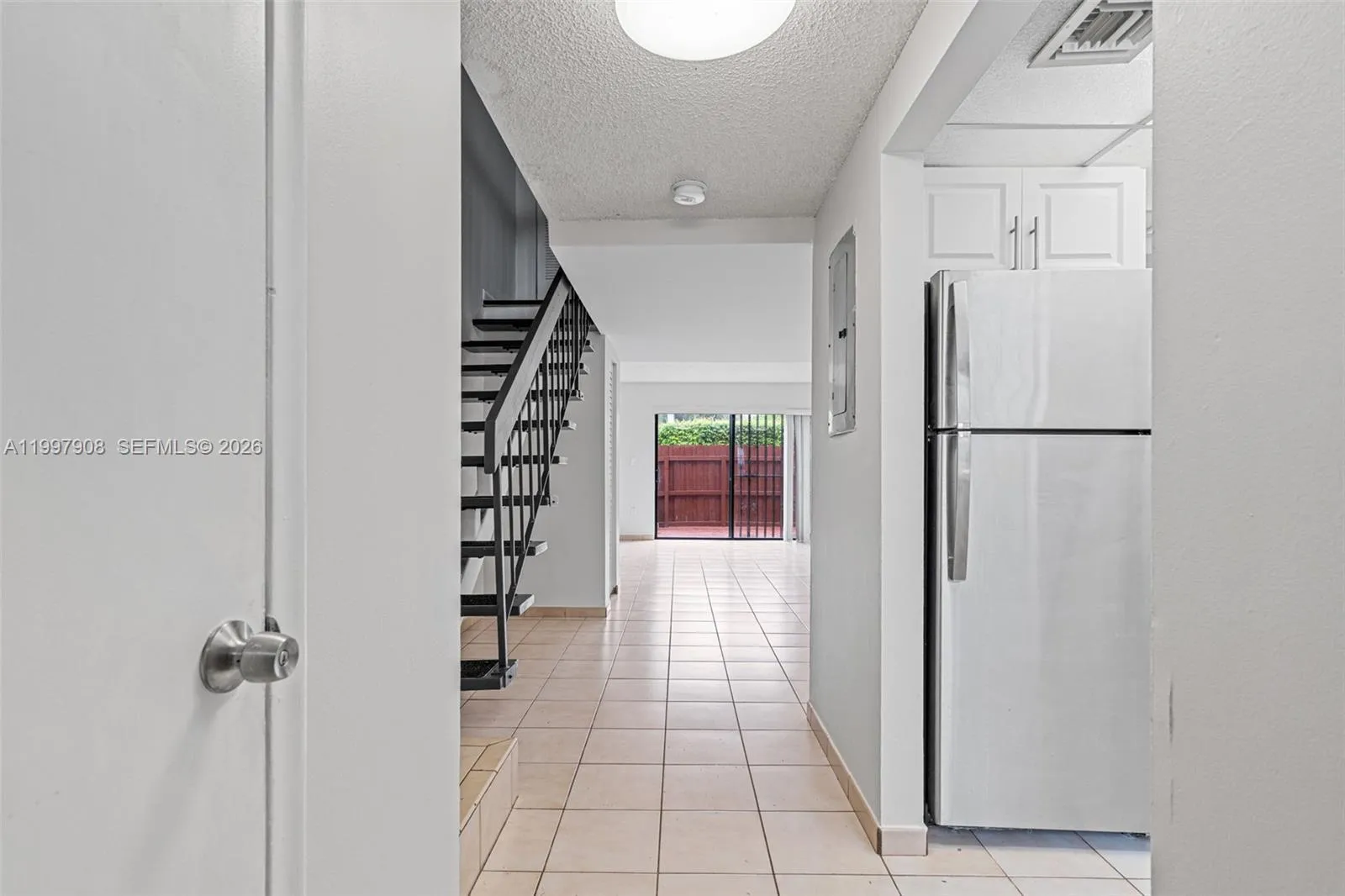 319 Nw 109th Ave 3b, Miami, Florida 33172, Miami, Florida 33172, 2 Bedrooms Bedrooms, ,1 BathroomBathrooms,Residential Lease,For Rent,319 Nw 109th Ave 3b, Miami, Florida 33172,A11997908