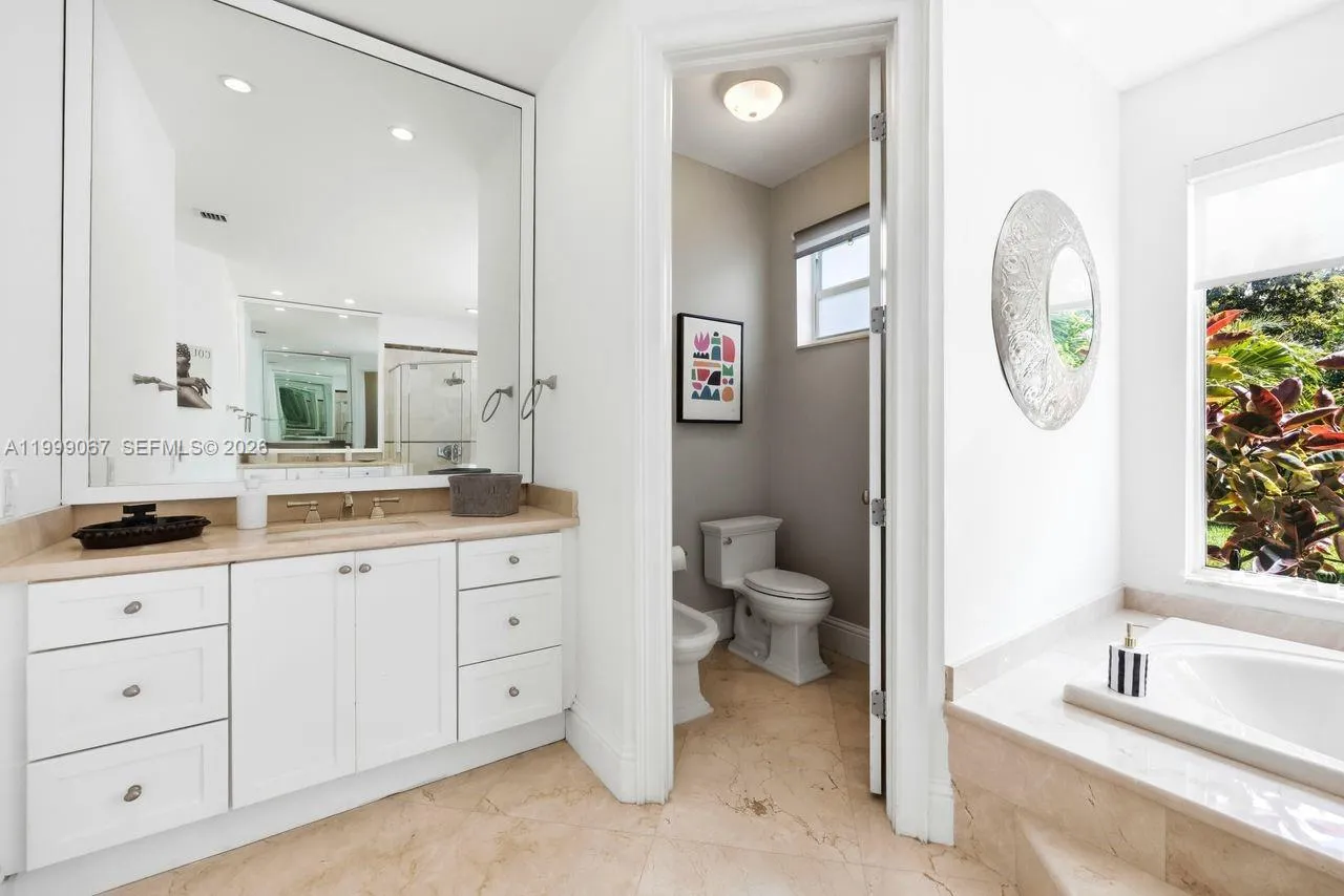 Miami, Florida 33176, 4 Bedrooms Bedrooms, ,4 BathroomsBathrooms,Residential,For Sale,A11999067