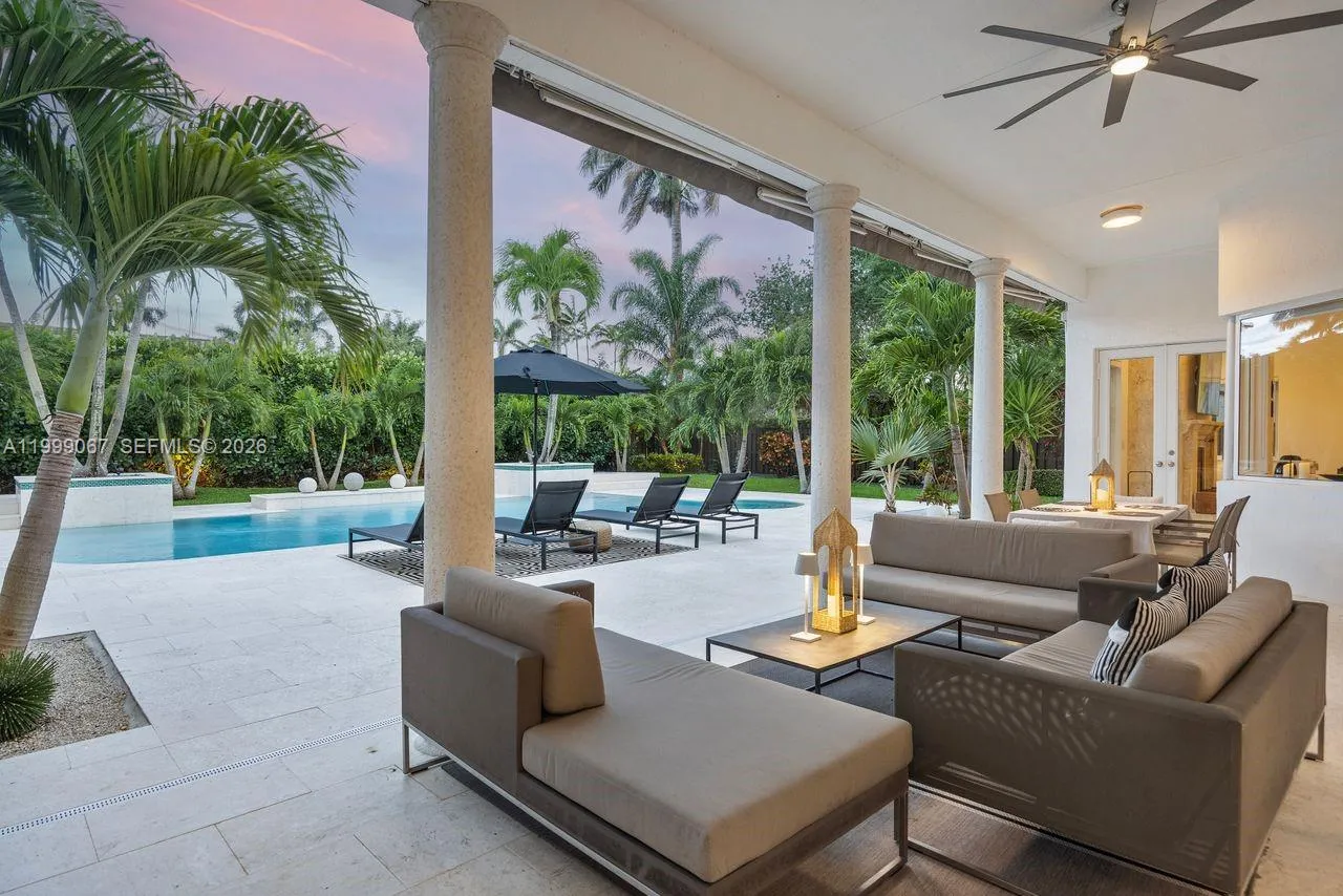 Miami, Florida 33176, 4 Bedrooms Bedrooms, ,4 BathroomsBathrooms,Residential,For Sale,A11999067