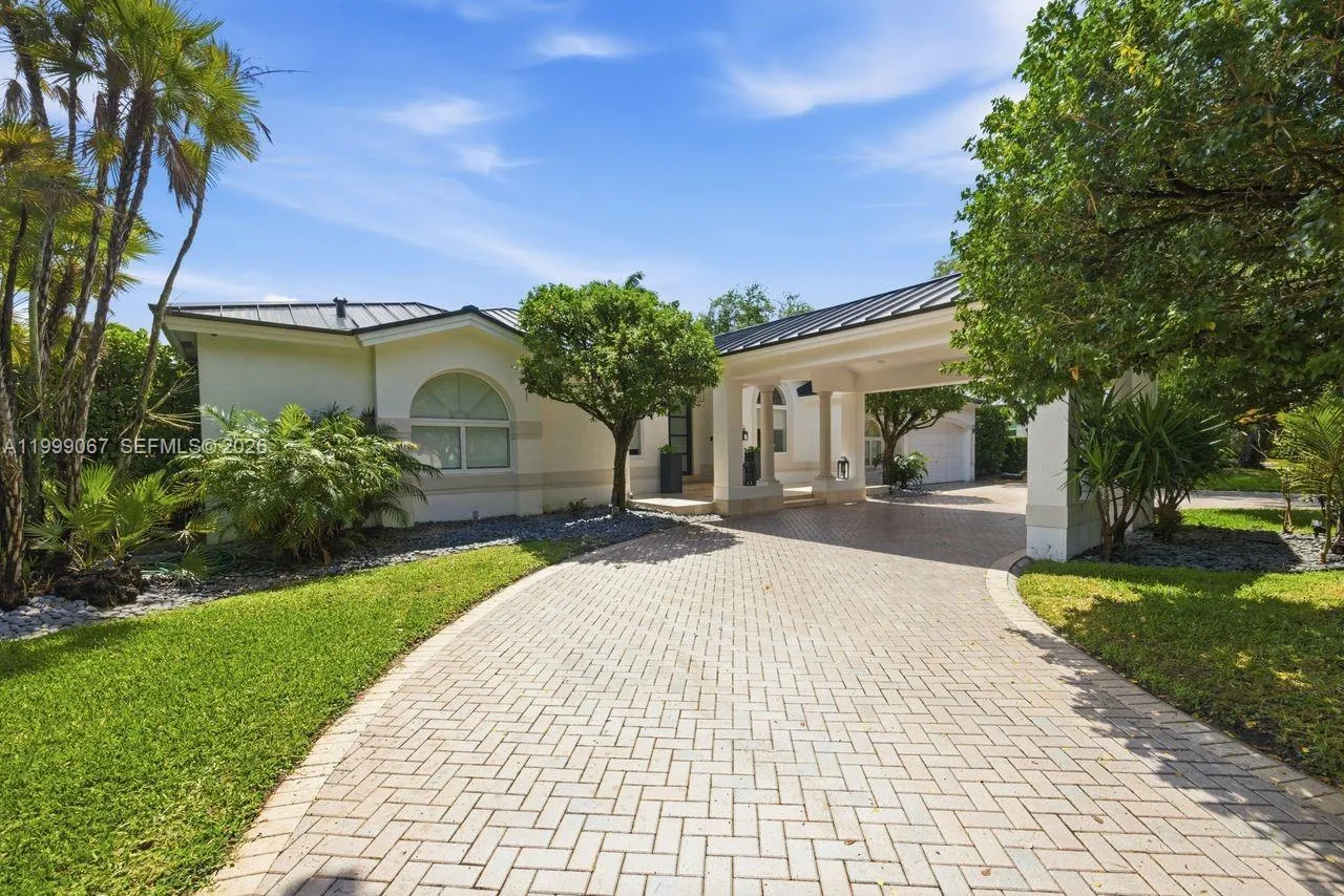 Miami, Florida 33176, 4 Bedrooms Bedrooms, ,4 BathroomsBathrooms,Residential,For Sale,A11999067