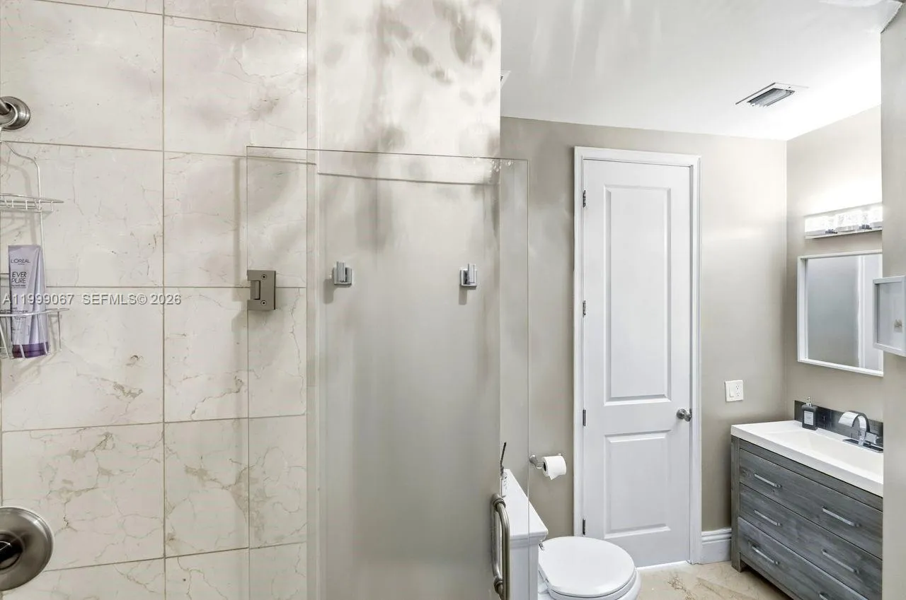 Miami, Florida 33176, 4 Bedrooms Bedrooms, ,4 BathroomsBathrooms,Residential,For Sale,A11999067