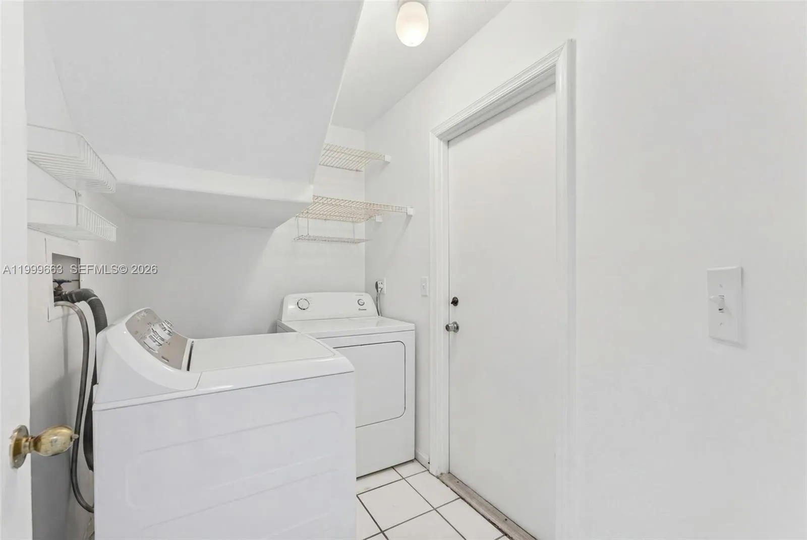 931 Opal Ter, Weston, Florida 33326, Weston, Florida 33326, 4 Bedrooms Bedrooms, ,2 BathroomsBathrooms,Residential Lease,For Rent,931 Opal Ter, Weston, Florida 33326,A11999663