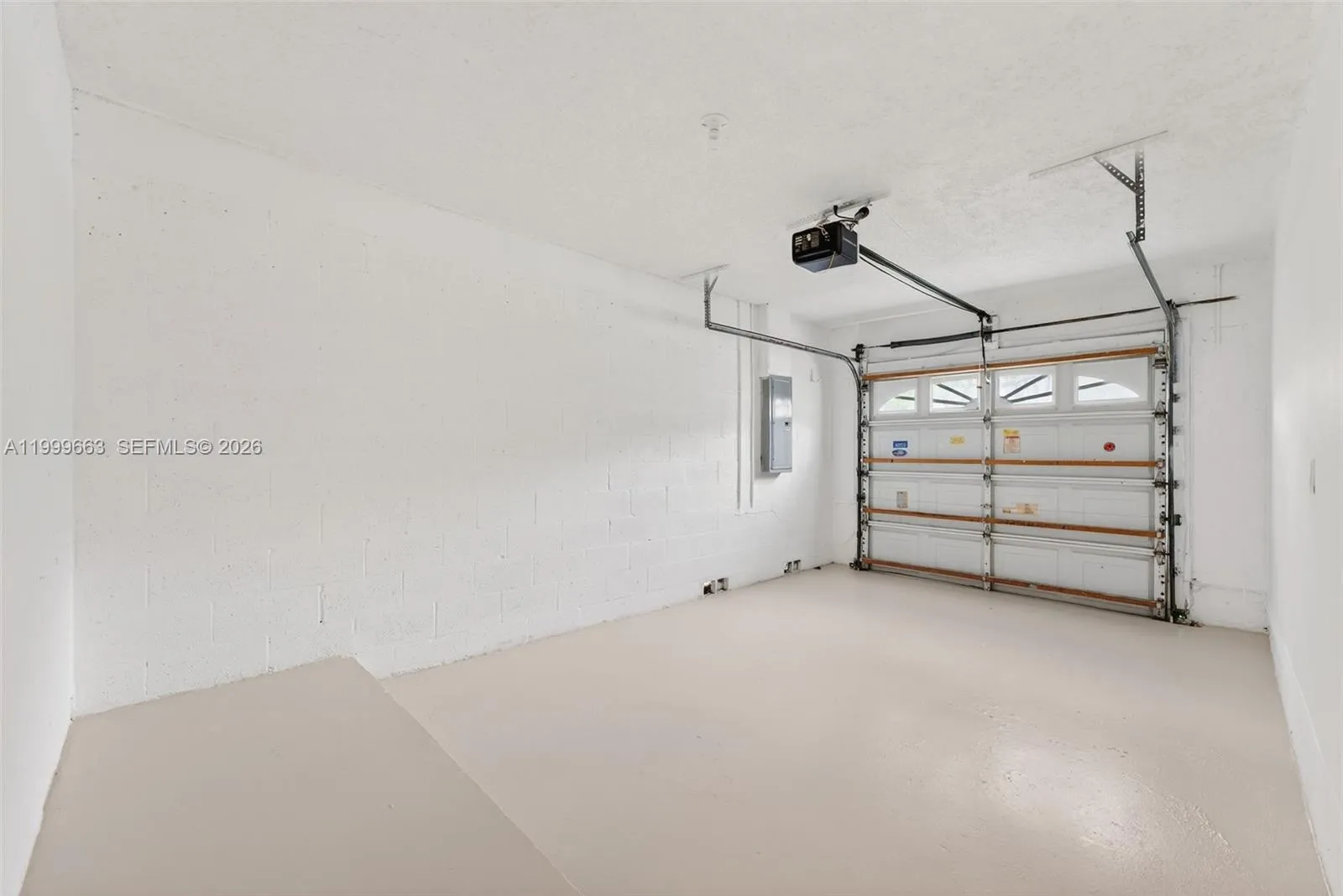 931 Opal Ter, Weston, Florida 33326, Weston, Florida 33326, 4 Bedrooms Bedrooms, ,2 BathroomsBathrooms,Residential Lease,For Rent,931 Opal Ter, Weston, Florida 33326,A11999663