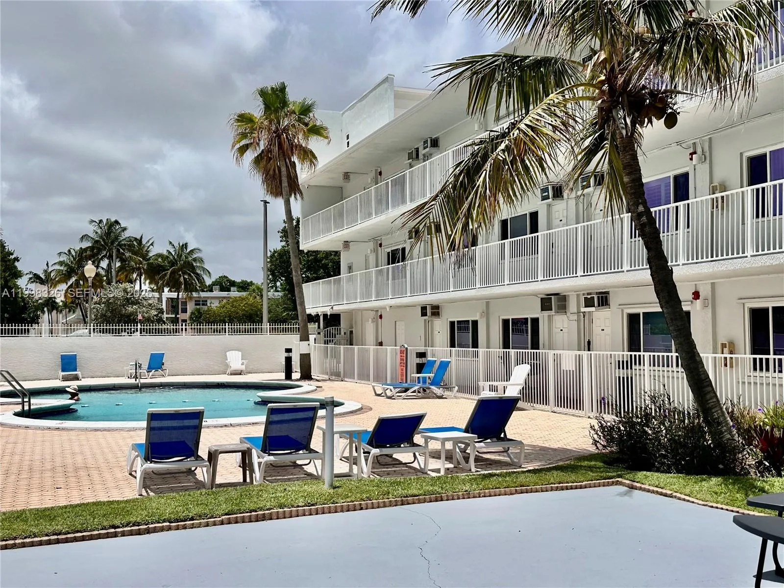 1480 S Ocean Blvd 104, Lauderdale By The Sea, Flor, Lauderdale By The Sea, Florida 33062, ,1 BathroomBathrooms,Residential Lease,For Rent,1480 S Ocean Blvd 104, Lauderdale By The Sea, Flor,A11998326