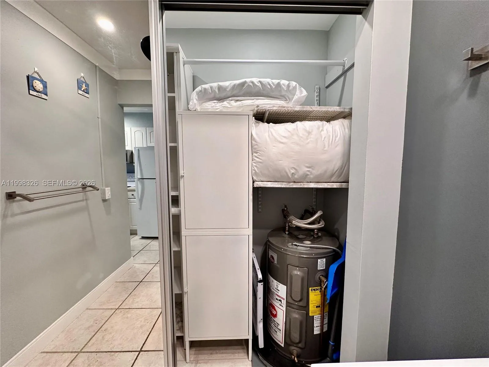 1480 S Ocean Blvd 104, Lauderdale By The Sea, Flor, Lauderdale By The Sea, Florida 33062, ,1 BathroomBathrooms,Residential Lease,For Rent,1480 S Ocean Blvd 104, Lauderdale By The Sea, Flor,A11998326