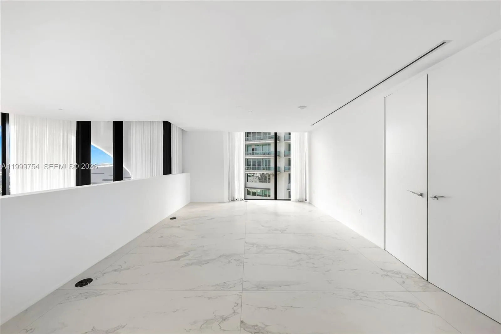 1000 Biscayne Blvd 1201, Miami, Florida 33132, Miami, Florida 33132, 6 Bedrooms Bedrooms, ,6 BathroomsBathrooms,Residential Lease,For Rent,1000 Biscayne Blvd 1201, Miami, Florida 33132,A11999754