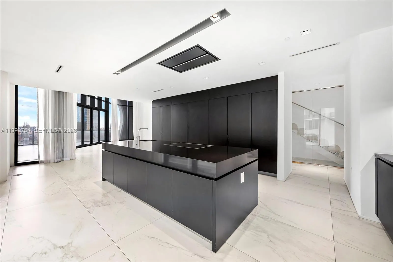 1000 Biscayne Blvd 1201, Miami, Florida 33132, Miami, Florida 33132, 6 Bedrooms Bedrooms, ,6 BathroomsBathrooms,Residential Lease,For Rent,1000 Biscayne Blvd 1201, Miami, Florida 33132,A11999754