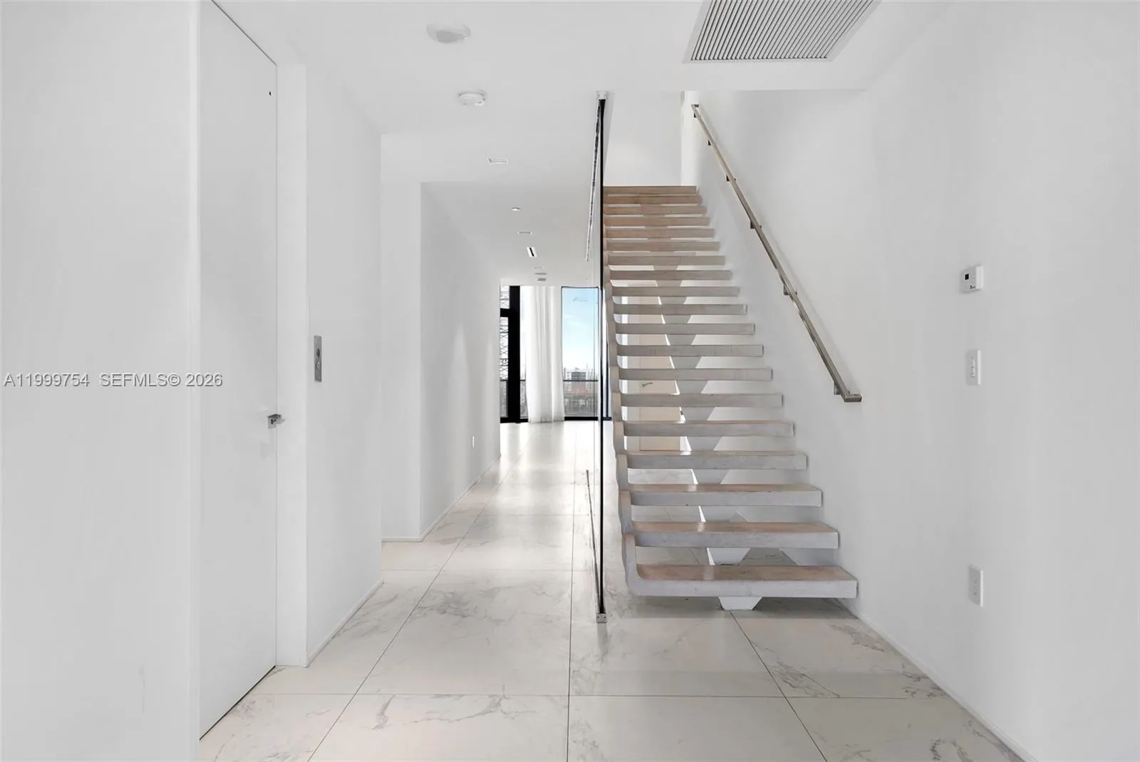 1000 Biscayne Blvd 1201, Miami, Florida 33132, Miami, Florida 33132, 6 Bedrooms Bedrooms, ,6 BathroomsBathrooms,Residential Lease,For Rent,1000 Biscayne Blvd 1201, Miami, Florida 33132,A11999754