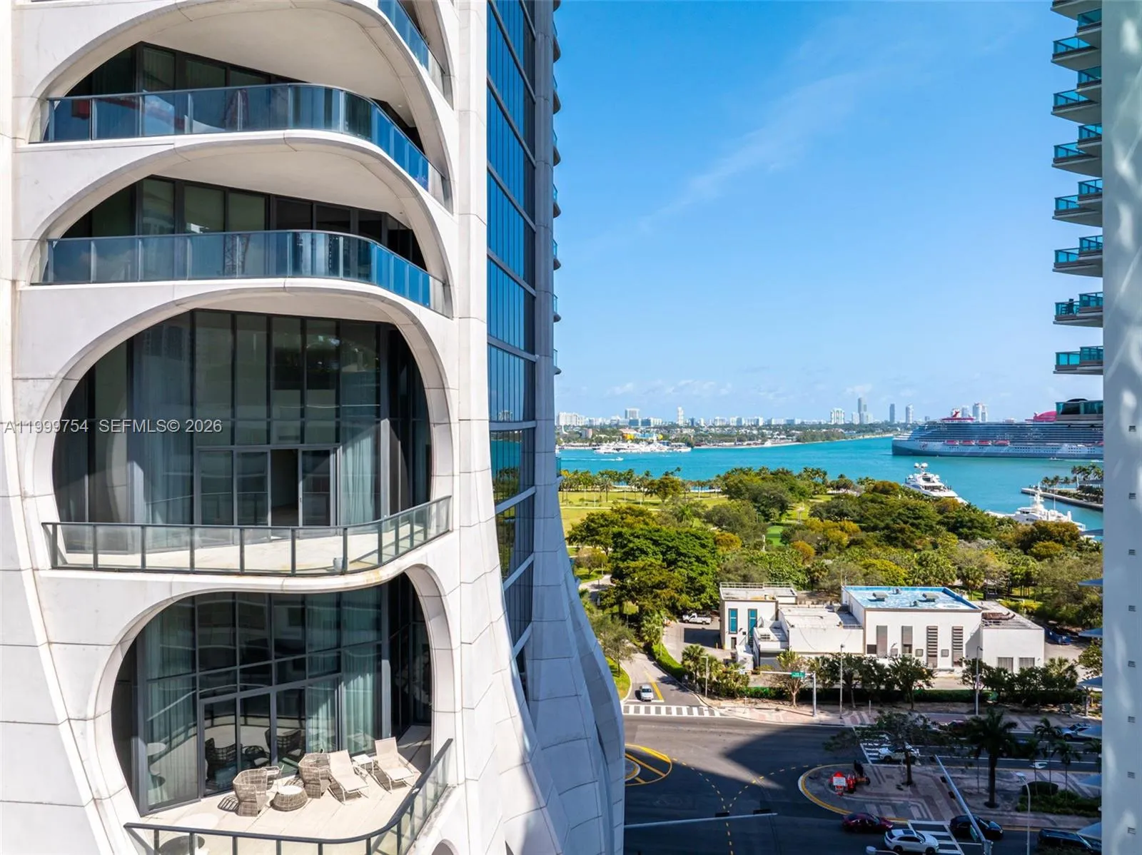 1000 Biscayne Blvd 1201, Miami, Florida 33132, Miami, Florida 33132, 6 Bedrooms Bedrooms, ,6 BathroomsBathrooms,Residential Lease,For Rent,1000 Biscayne Blvd 1201, Miami, Florida 33132,A11999754