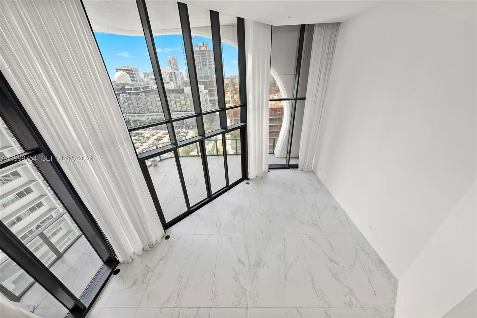 1000 Biscayne Blvd 1201, Miami, Florida 33132, Miami, Florida 33132, 6 Bedrooms Bedrooms, ,6 BathroomsBathrooms,Residential Lease,For Rent,1000 Biscayne Blvd 1201, Miami, Florida 33132,A11999754