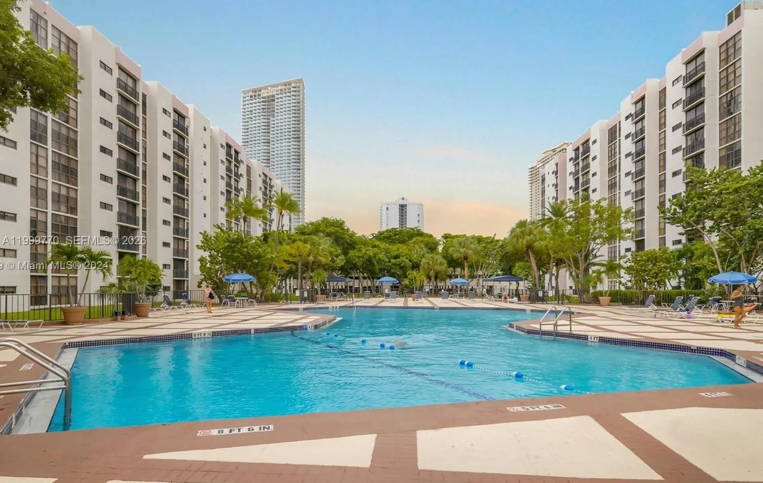 17021 N Bay Rd 409, Sunny Isles Beach, Florida 331, Sunny Isles Beach, Florida 33160, 2 Bedrooms Bedrooms, ,2 BathroomsBathrooms,Residential Lease,For Rent,17021 N Bay Rd 409, Sunny Isles Beach, Florida 331,A11999770