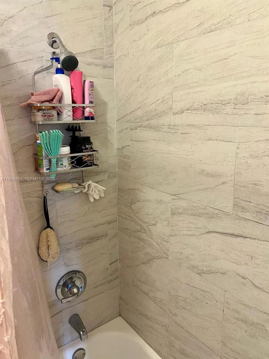 401 Sw 109th Ave 3, Sweetwater, Florida 33174, Sweetwater, Florida 33174, ,Commercial Sale,For Sale,401 Sw 109th Ave 3, Sweetwater, Florida 33174,A11996851