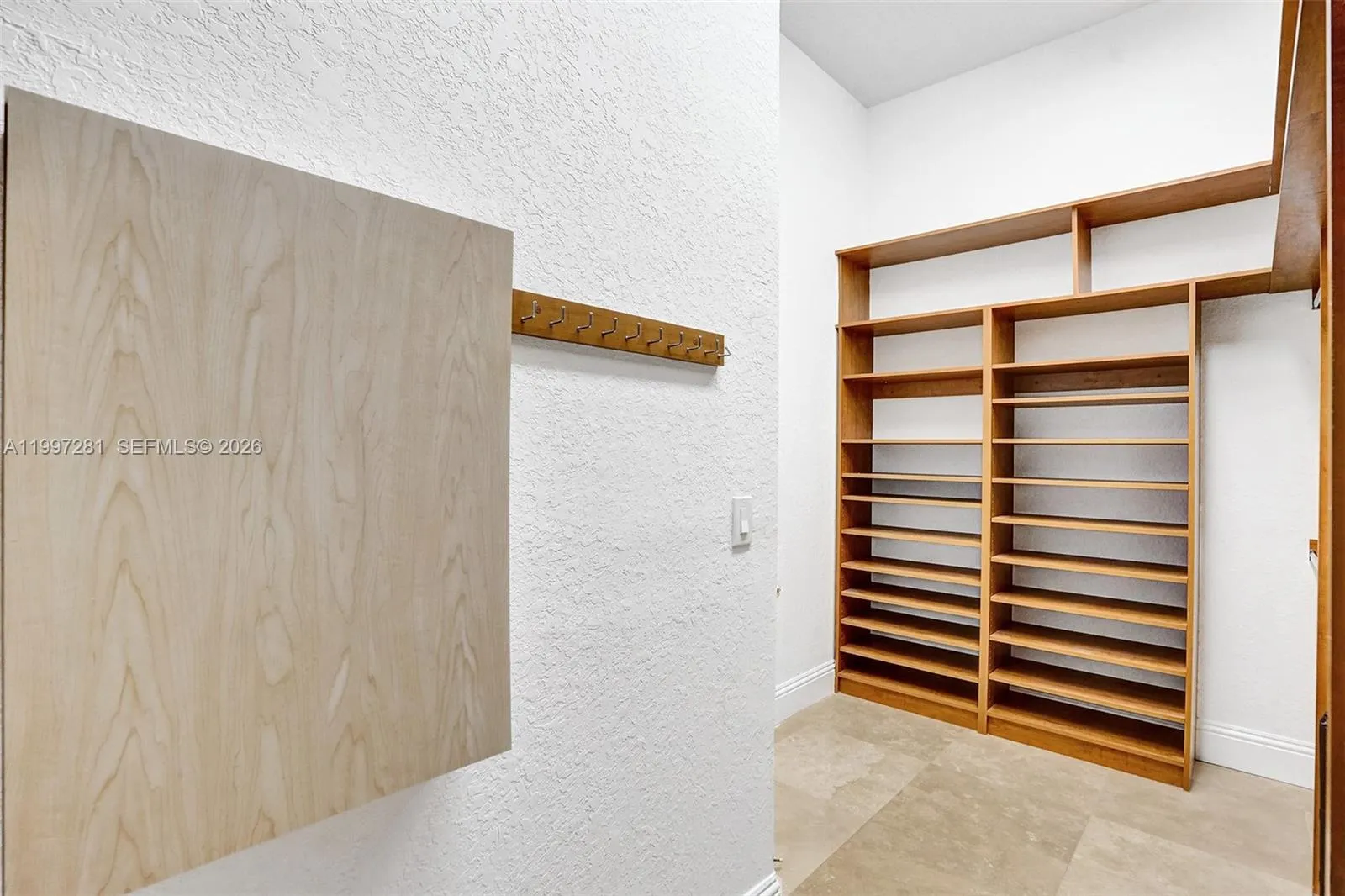 13751 Pine Meadow Ct, Davie, Florida 33325, Davie, Florida 33325, 9 Bedrooms Bedrooms, ,7 BathroomsBathrooms,Residential Lease,For Rent,13751 Pine Meadow Ct, Davie, Florida 33325,A11997281