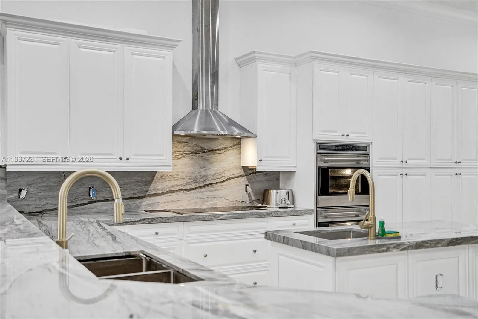 13751 Pine Meadow Ct, Davie, Florida 33325, Davie, Florida 33325, 9 Bedrooms Bedrooms, ,7 BathroomsBathrooms,Residential Lease,For Rent,13751 Pine Meadow Ct, Davie, Florida 33325,A11997281