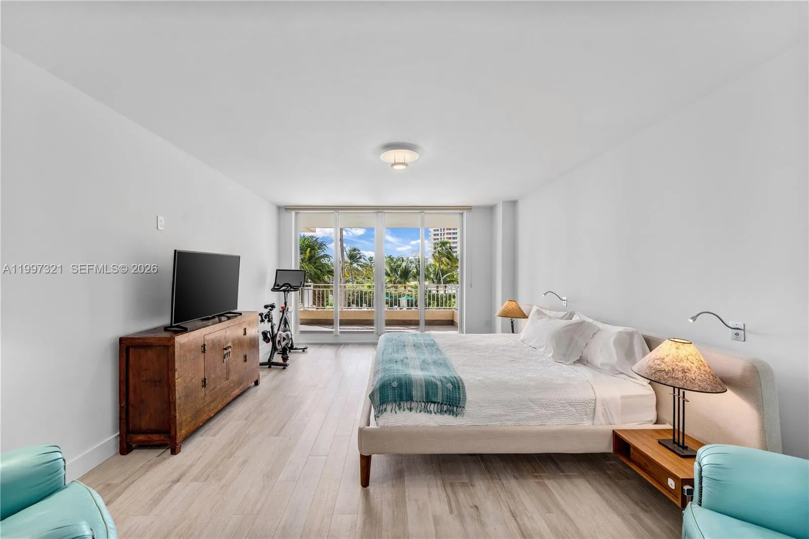 791 Crandon Blvd 405, Key Biscayne, Florida 33149, Key Biscayne, Florida 33149, 3 Bedrooms Bedrooms, ,4 BathroomsBathrooms,Residential,For Sale,791 Crandon Blvd 405, Key Biscayne, Florida 33149,A11997321