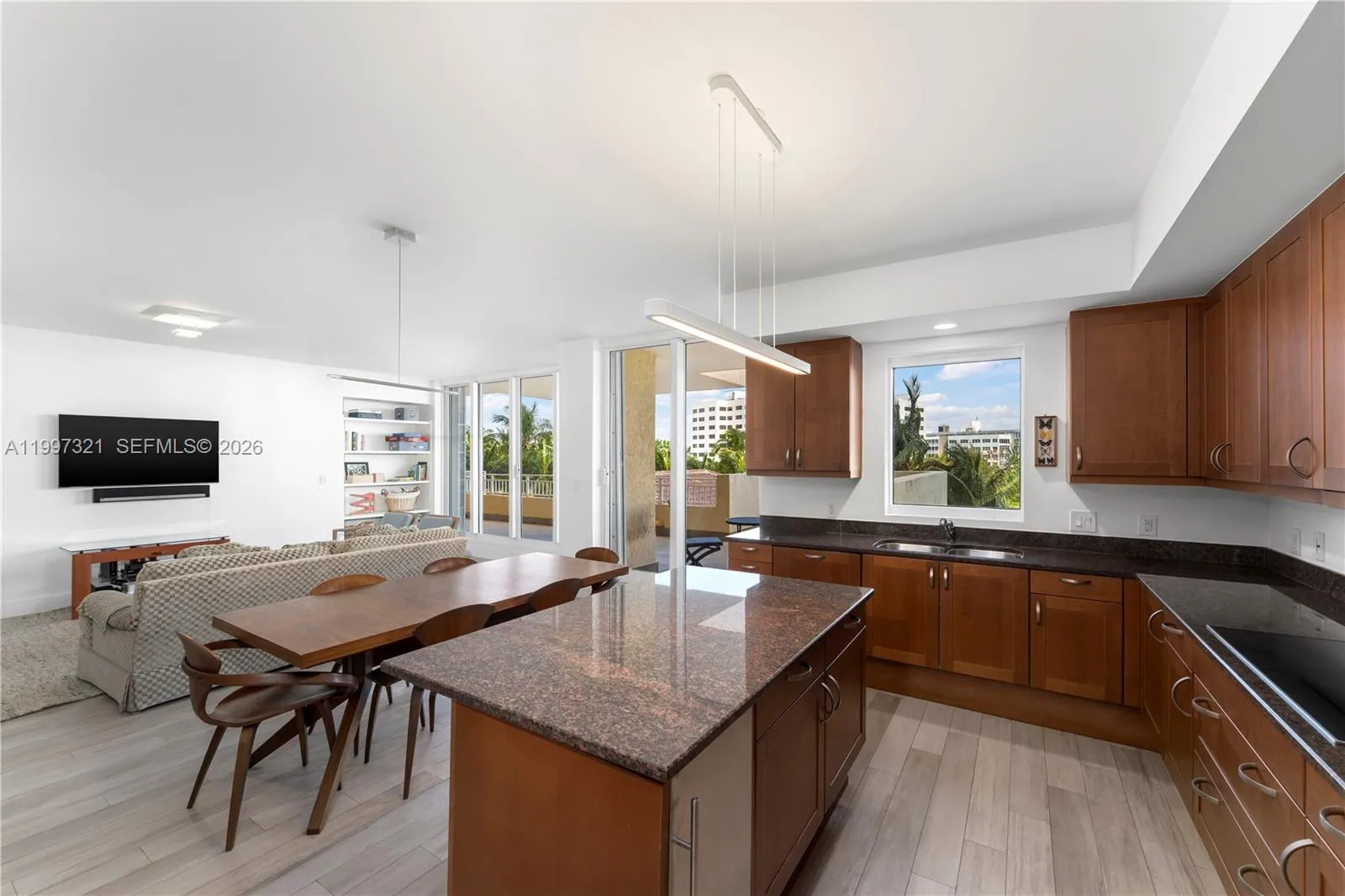 791 Crandon Blvd 405, Key Biscayne, Florida 33149, Key Biscayne, Florida 33149, 3 Bedrooms Bedrooms, ,4 BathroomsBathrooms,Residential,For Sale,791 Crandon Blvd 405, Key Biscayne, Florida 33149,A11997321