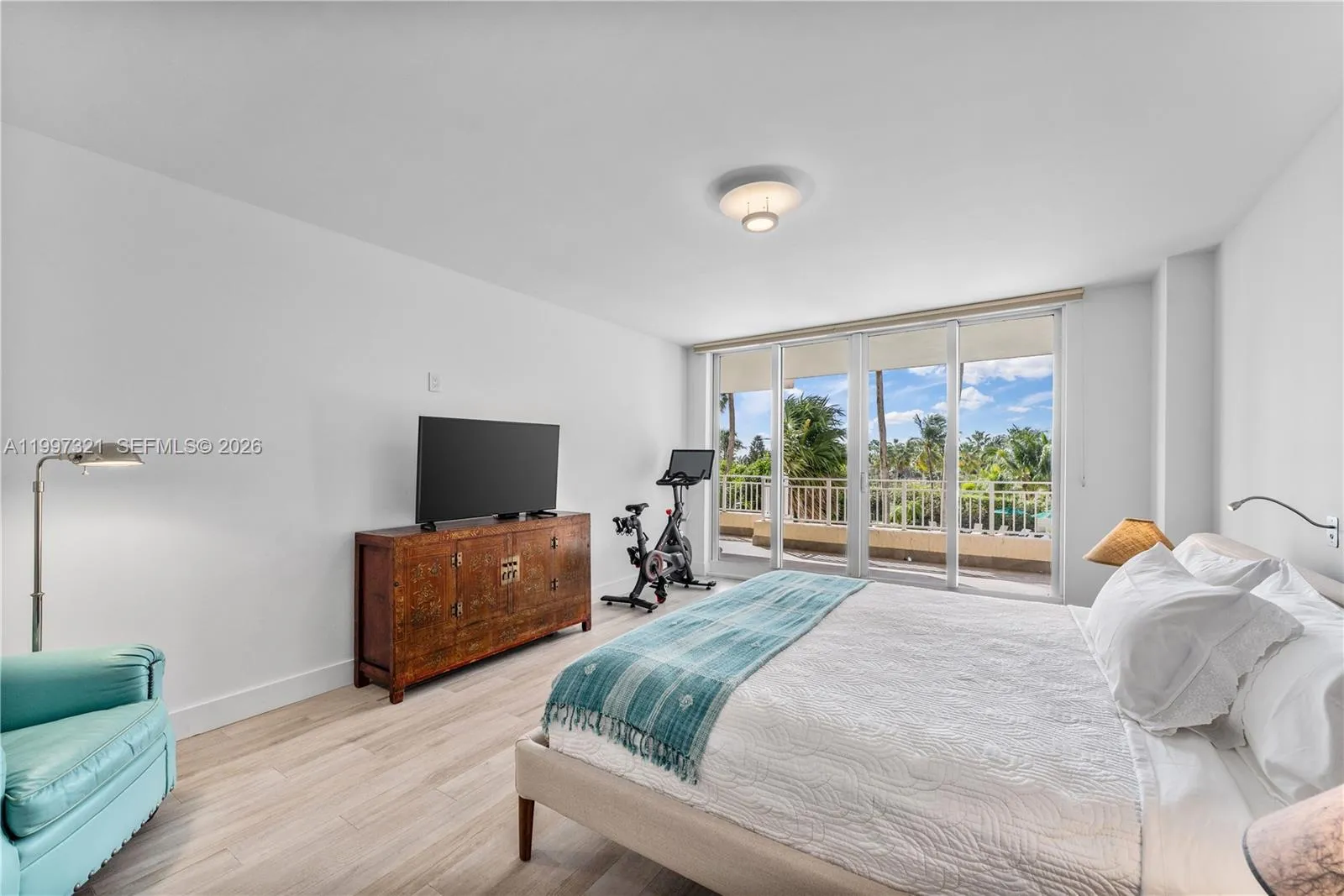 791 Crandon Blvd 405, Key Biscayne, Florida 33149, Key Biscayne, Florida 33149, 3 Bedrooms Bedrooms, ,4 BathroomsBathrooms,Residential,For Sale,791 Crandon Blvd 405, Key Biscayne, Florida 33149,A11997321