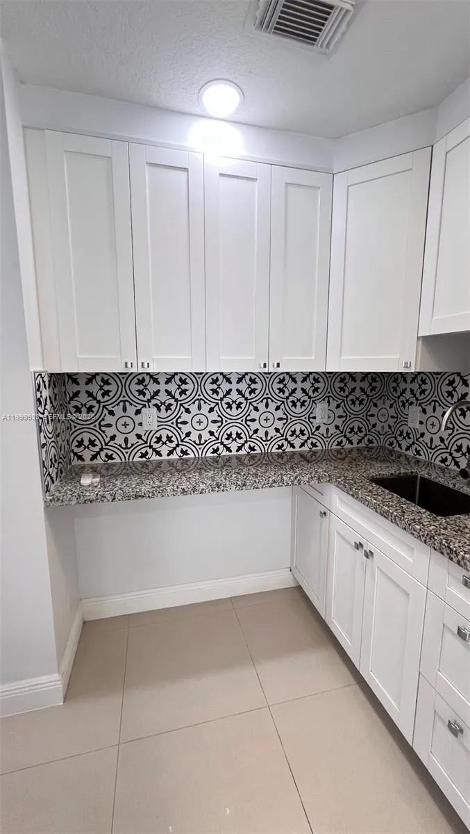 14652 Sw 114th Ter A, Miami, Florida 33186, Miami, Florida 33186, 1 Bedroom Bedrooms, ,1 BathroomBathrooms,Residential Lease,For Rent,14652 Sw 114th Ter A, Miami, Florida 33186,A11999533