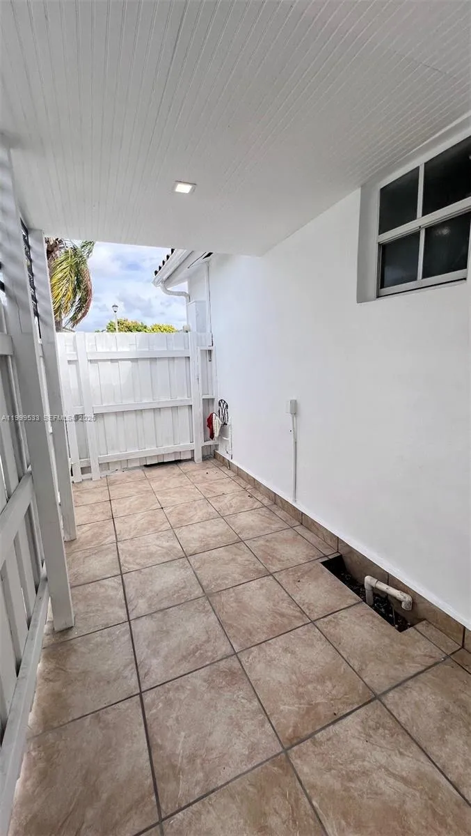 14652 Sw 114th Ter A, Miami, Florida 33186, Miami, Florida 33186, 1 Bedroom Bedrooms, ,1 BathroomBathrooms,Residential Lease,For Rent,14652 Sw 114th Ter A, Miami, Florida 33186,A11999533