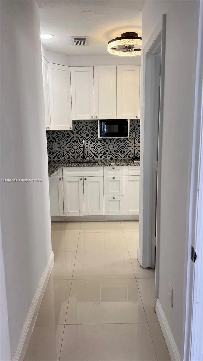 14652 Sw 114th Ter A, Miami, Florida 33186, Miami, Florida 33186, 1 Bedroom Bedrooms, ,1 BathroomBathrooms,Residential Lease,For Rent,14652 Sw 114th Ter A, Miami, Florida 33186,A11999533