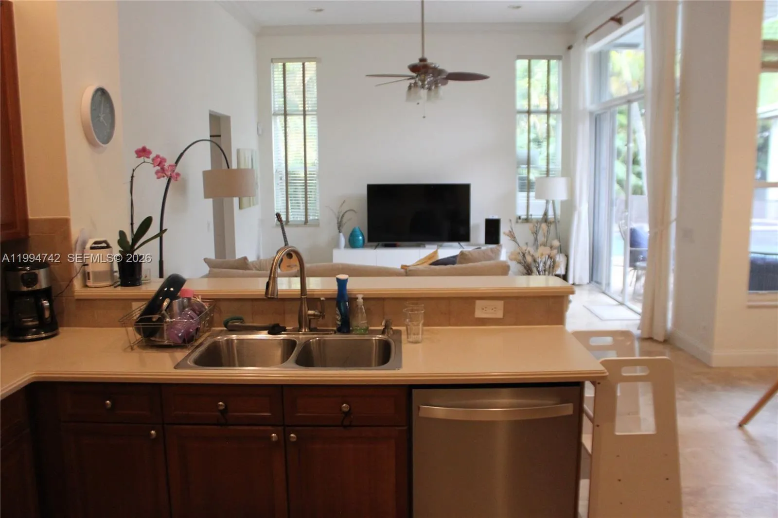 870 Reflection Ln 870, Weston, Florida 33327, Weston, Florida 33327, 4 Bedrooms Bedrooms, ,3 BathroomsBathrooms,Residential Lease,For Rent,870 Reflection Ln 870, Weston, Florida 33327,A11994742