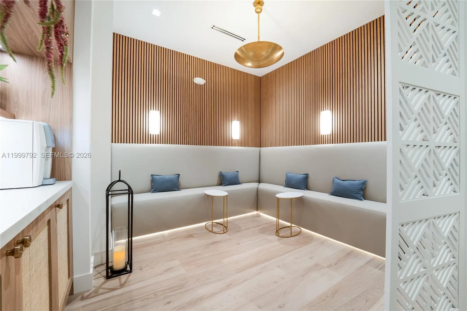 Coral Gables, Florida 33146, ,Commercial Lease,For Rent,A11999792