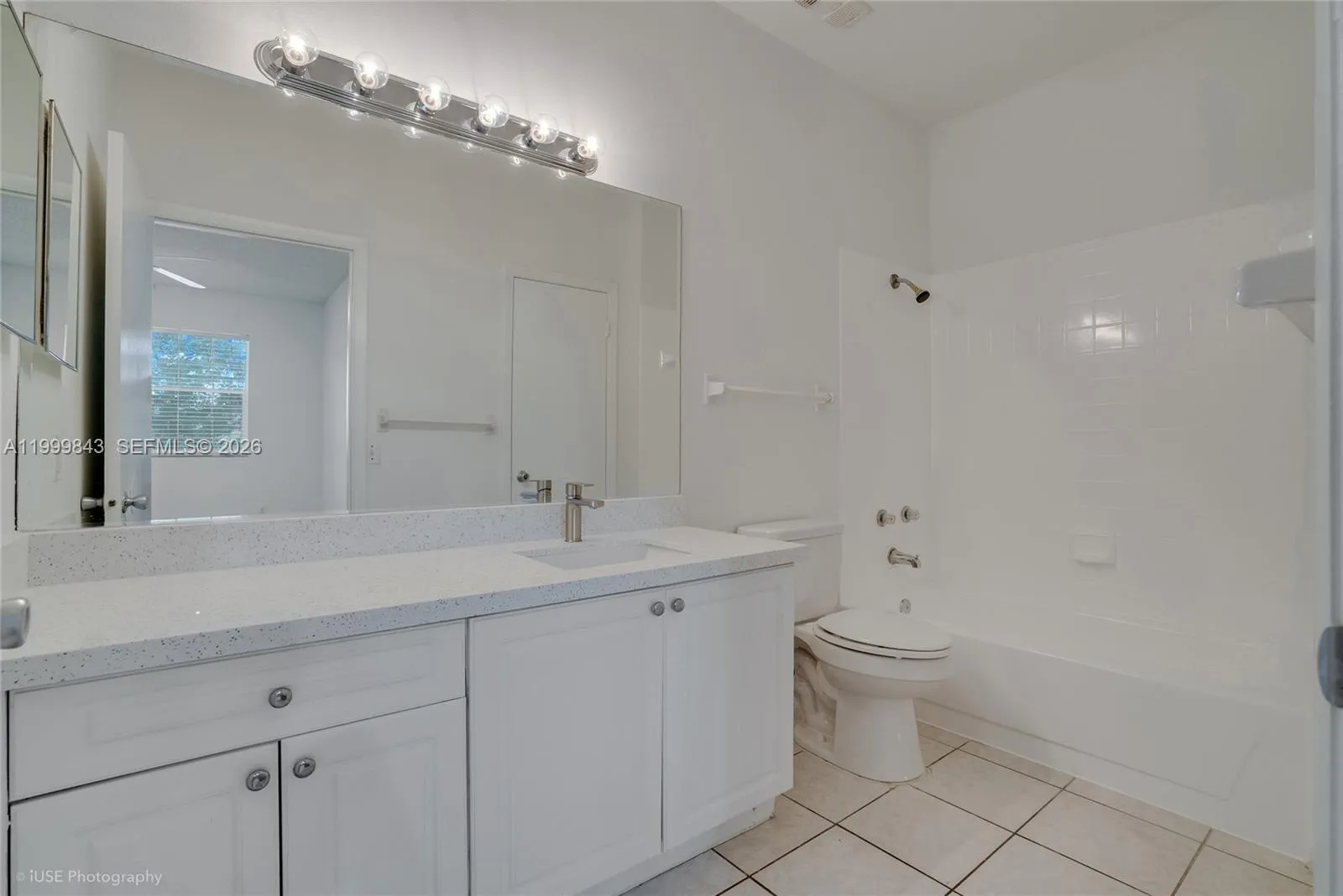 1851 Nw 96th Ter 6k, Pembroke Pines, Florida 33024, Pembroke Pines, Florida 33024, 1 Bedroom Bedrooms, ,1 BathroomBathrooms,Residential Lease,For Rent,1851 Nw 96th Ter 6k, Pembroke Pines, Florida 33024,A11999843