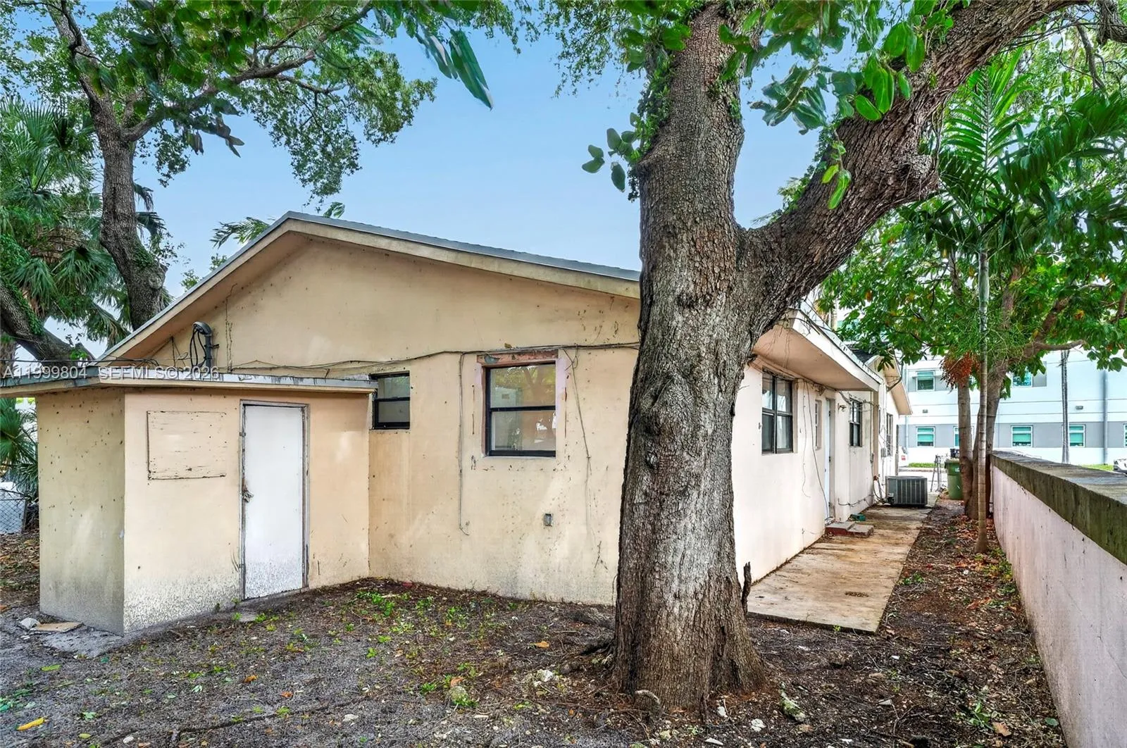 762 Ne 131st St 762, North Miami, Florida 33161, North Miami, Florida 33161, 3 Bedrooms Bedrooms, ,2 BathroomsBathrooms,Residential Lease,For Rent,762 Ne 131st St 762, North Miami, Florida 33161,A11999804