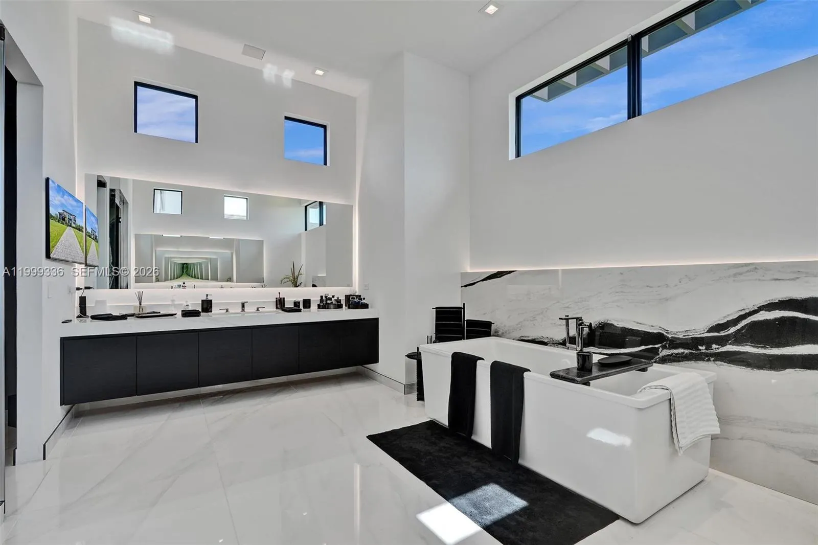 17811 Sw 58th St, Southwest Ranches, Florida 33331, Southwest Ranches, Florida 33331, 6 Bedrooms Bedrooms, ,8 BathroomsBathrooms,Residential,For Sale,17811 Sw 58th St, Southwest Ranches, Florida 33331,A11999336