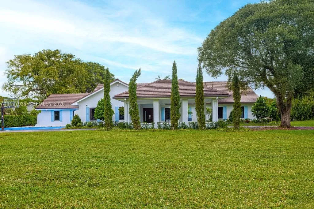 11301 Sw 95th St, Miami, Florida 33176, Miami, Florida 33176, 4 Bedrooms Bedrooms, ,3 BathroomsBathrooms,Residential,For Sale,11301 Sw 95th St, Miami, Florida 33176,A11997938