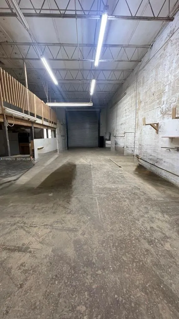 1071 E 16th St, Hialeah, Florida 33010, Hialeah, Florida 33010, ,Commercial Lease,For Rent,1071 E 16th St, Hialeah, Florida 33010,A11999870