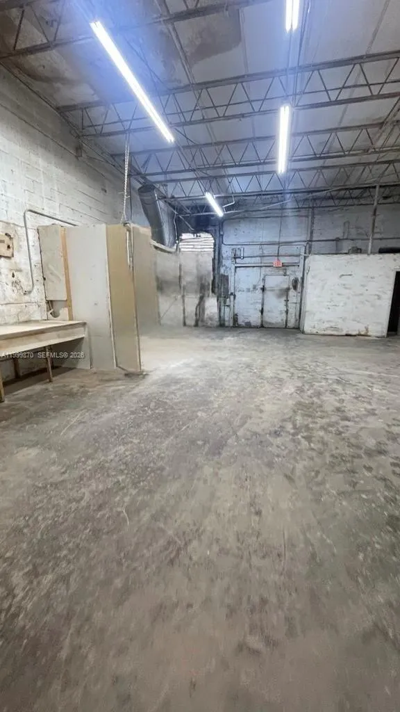 1071 E 16th St, Hialeah, Florida 33010, Hialeah, Florida 33010, ,Commercial Lease,For Rent,1071 E 16th St, Hialeah, Florida 33010,A11999870