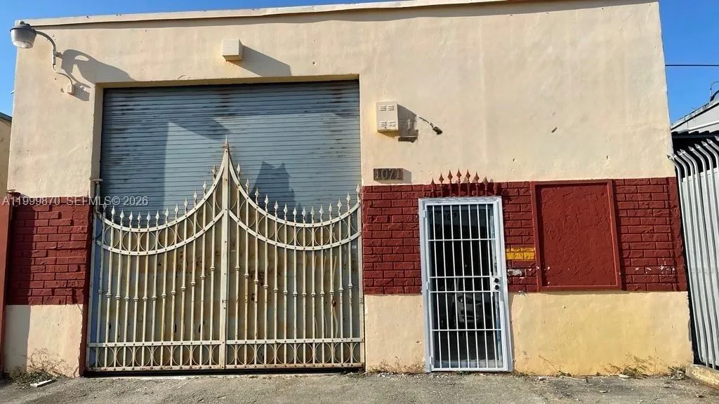 1071 E 16th St, Hialeah, Florida 33010, Hialeah, Florida 33010, ,Commercial Lease,For Rent,1071 E 16th St, Hialeah, Florida 33010,A11999870