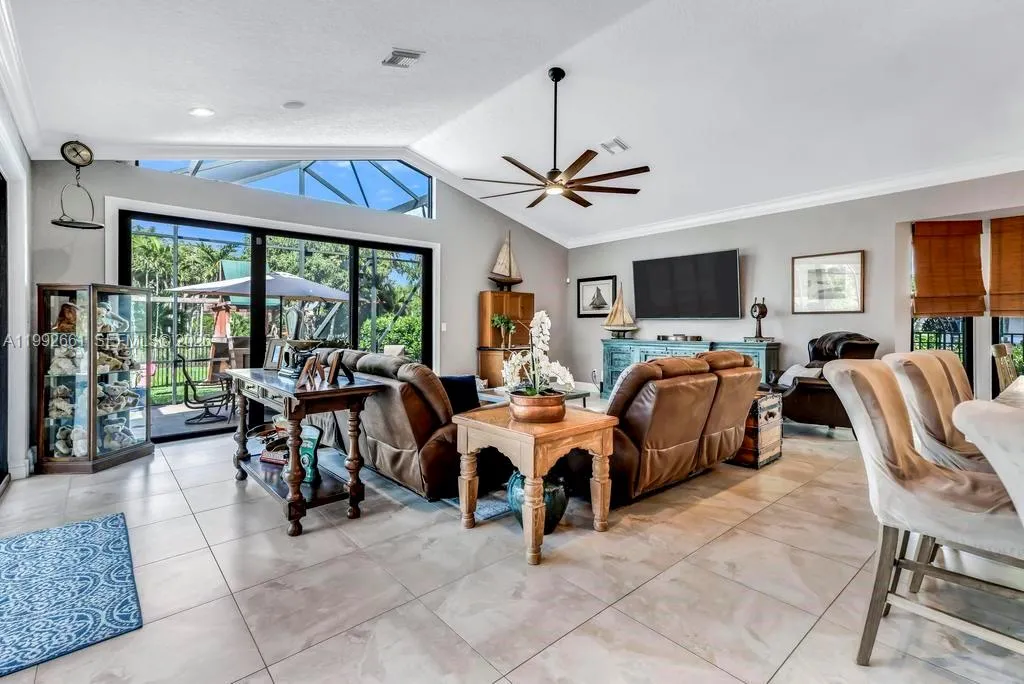 343 Coconut Cir, Weston, Florida 33326, Weston, Florida 33326, 5 Bedrooms Bedrooms, ,4 BathroomsBathrooms,Residential,For Sale,343 Coconut Cir, Weston, Florida 33326,A11992661