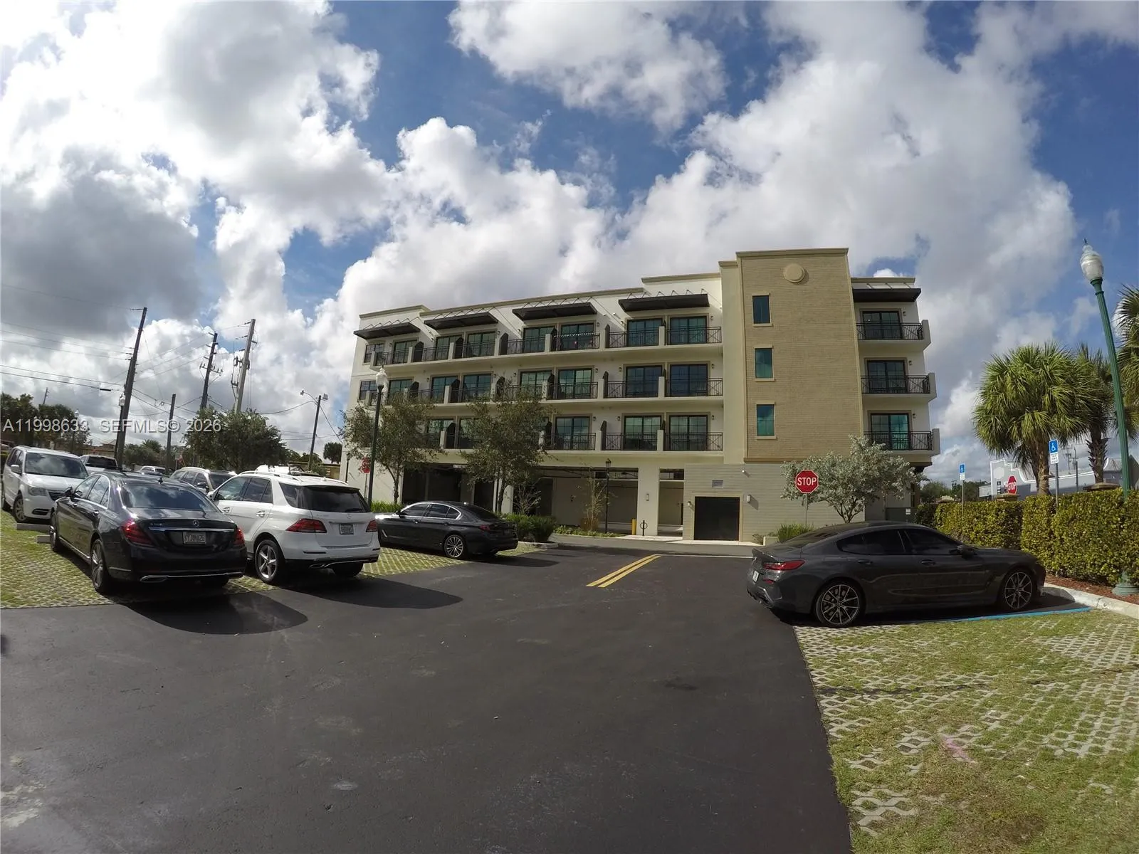 4100 Sw 64th Ave 409, Davie, Florida 33314, Davie, Florida 33314, 1 Bedroom Bedrooms, ,1 BathroomBathrooms,Residential Lease,For Rent,4100 Sw 64th Ave 409, Davie, Florida 33314,A11998633