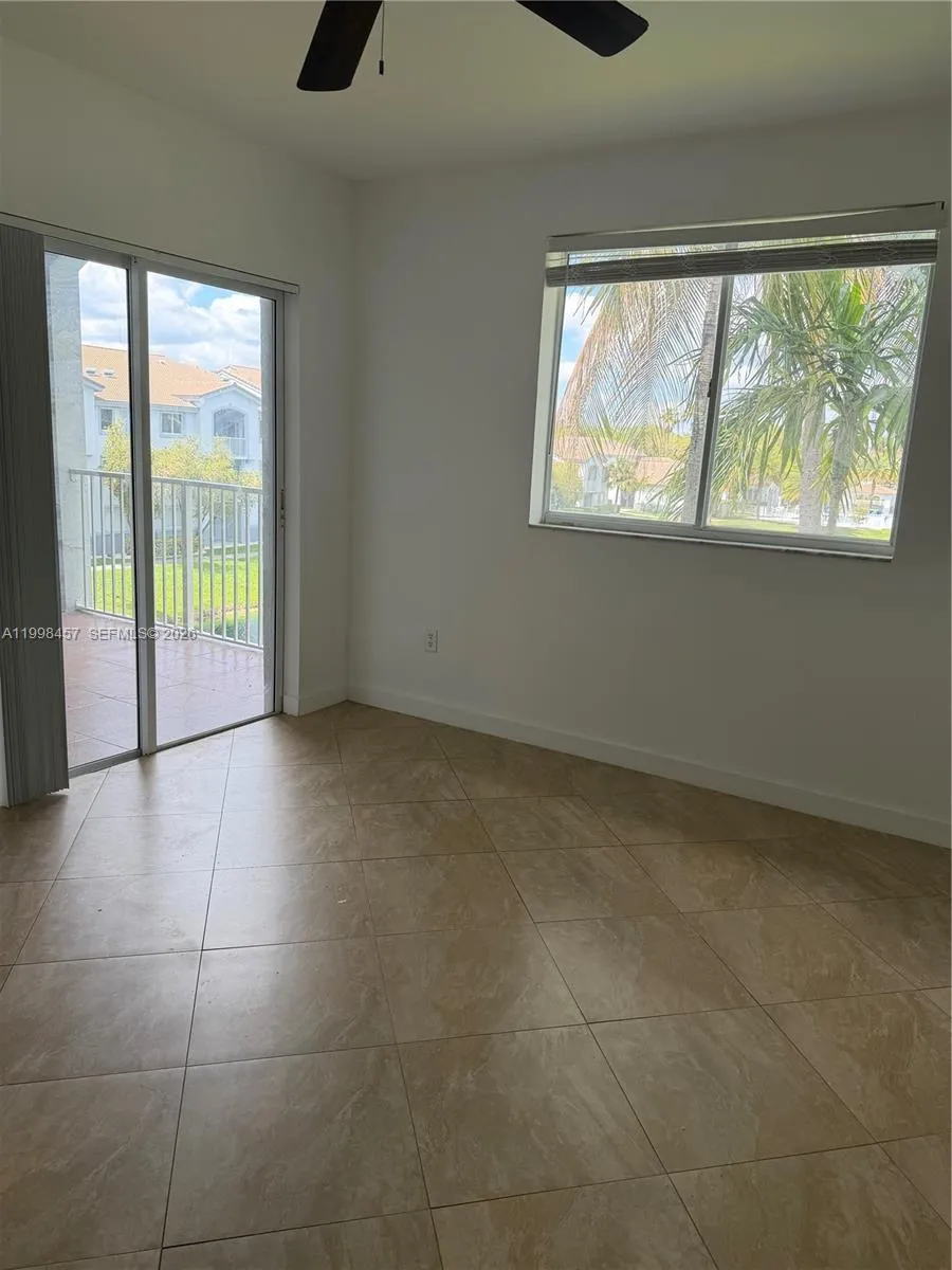 2640 S University Dr 308, Davie, Florida 33328, Davie, Florida 33328, 2 Bedrooms Bedrooms, ,2 BathroomsBathrooms,Residential Lease,For Rent,2640 S University Dr 308, Davie, Florida 33328,A11998457