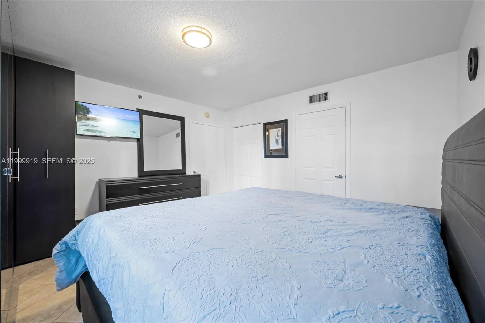 8888 Collins Ave 105, Surfside, Florida 33154, Surfside, Florida 33154, 1 Bedroom Bedrooms, ,1 BathroomBathrooms,Residential Lease,For Rent,8888 Collins Ave 105, Surfside, Florida 33154,A11999919