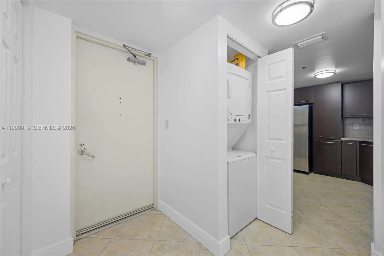 8888 Collins Ave 105, Surfside, Florida 33154, Surfside, Florida 33154, 1 Bedroom Bedrooms, ,1 BathroomBathrooms,Residential Lease,For Rent,8888 Collins Ave 105, Surfside, Florida 33154,A11999919