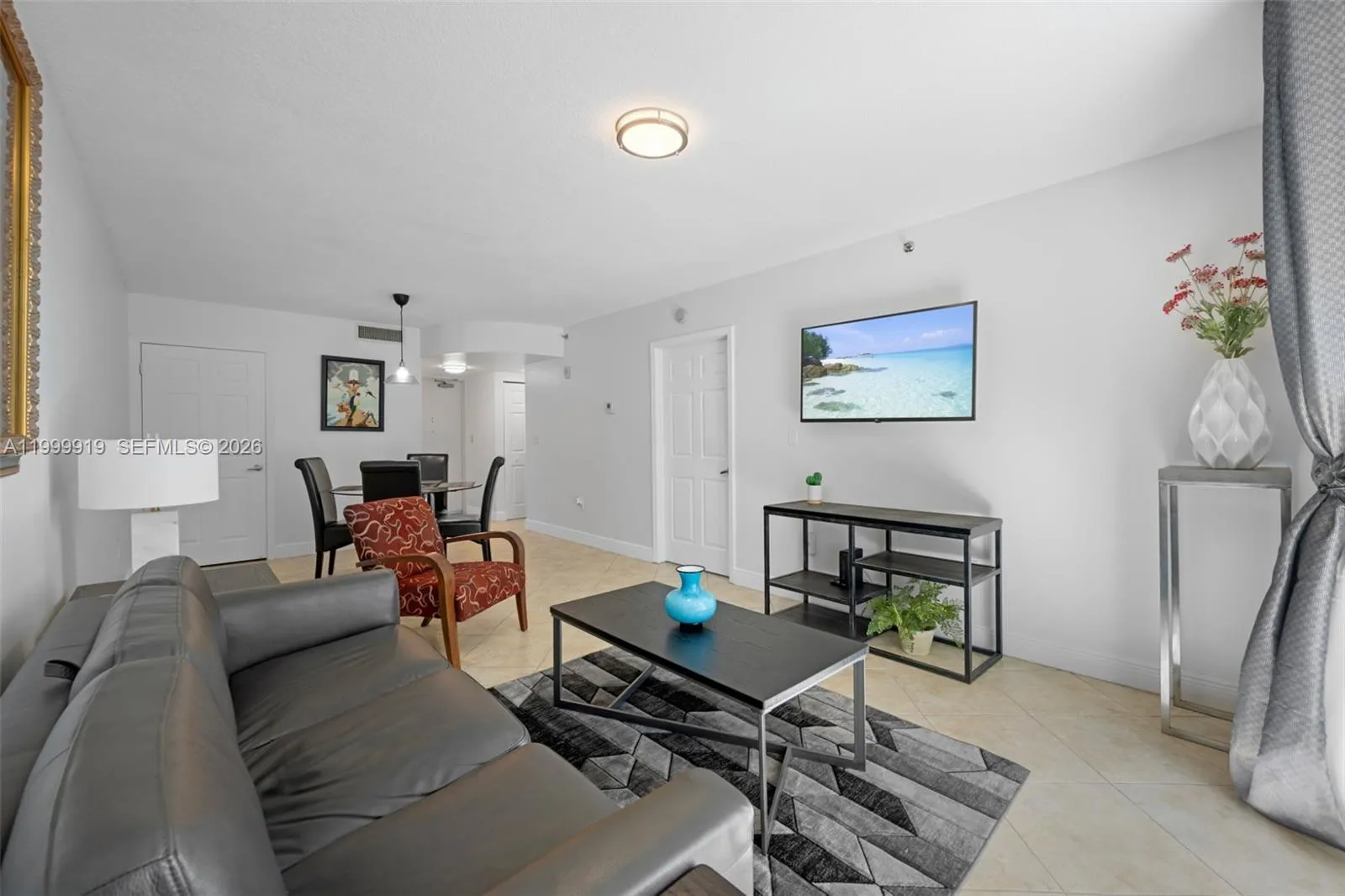 8888 Collins Ave 105, Surfside, Florida 33154, Surfside, Florida 33154, 1 Bedroom Bedrooms, ,1 BathroomBathrooms,Residential Lease,For Rent,8888 Collins Ave 105, Surfside, Florida 33154,A11999919
