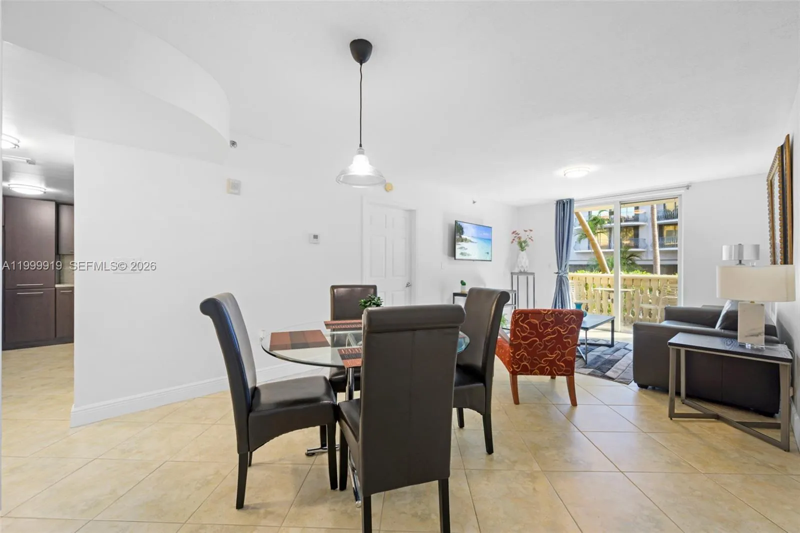 8888 Collins Ave 105, Surfside, Florida 33154, Surfside, Florida 33154, 1 Bedroom Bedrooms, ,1 BathroomBathrooms,Residential Lease,For Rent,8888 Collins Ave 105, Surfside, Florida 33154,A11999919