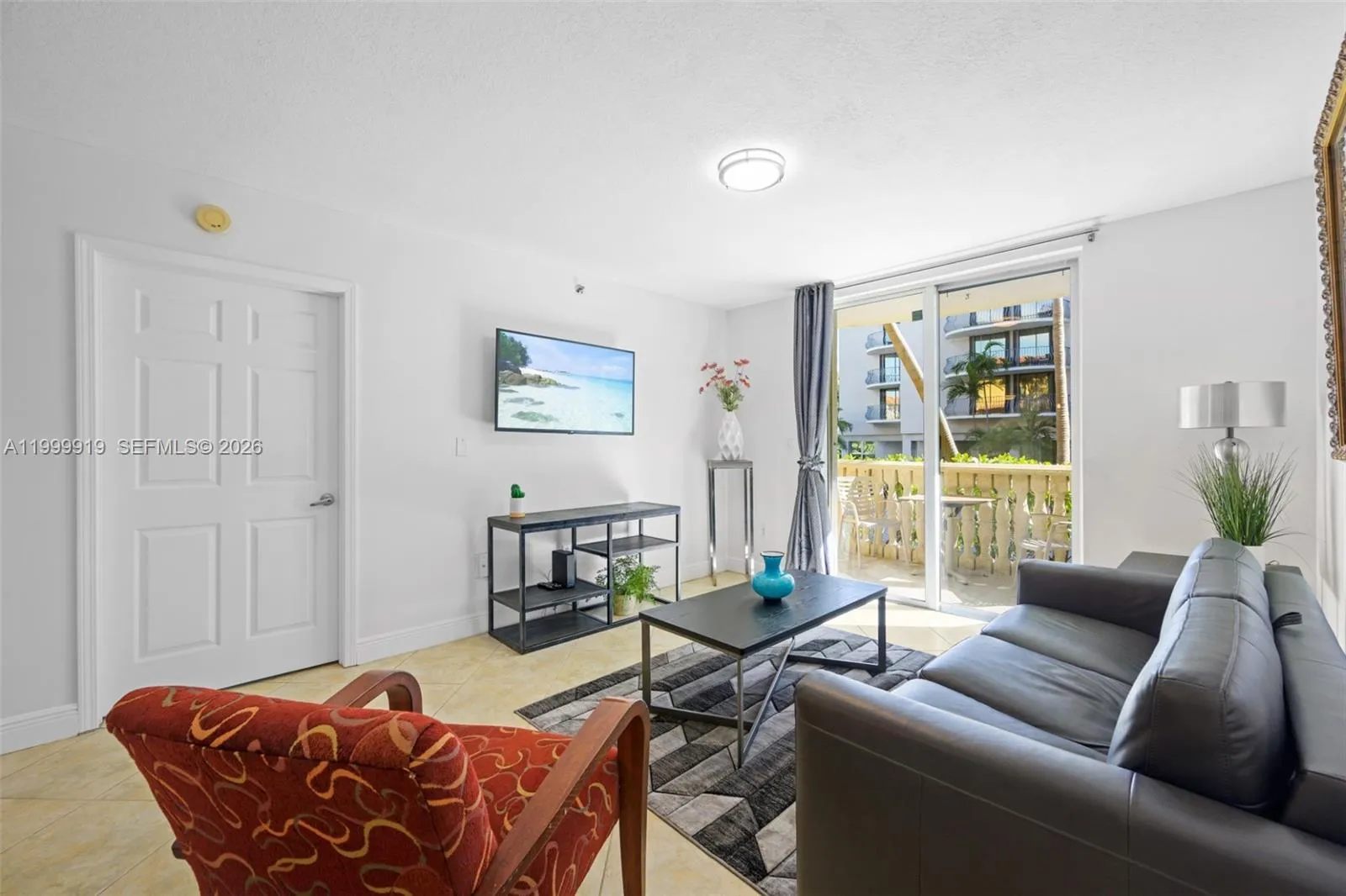 8888 Collins Ave 105, Surfside, Florida 33154, Surfside, Florida 33154, 1 Bedroom Bedrooms, ,1 BathroomBathrooms,Residential Lease,For Rent,8888 Collins Ave 105, Surfside, Florida 33154,A11999919