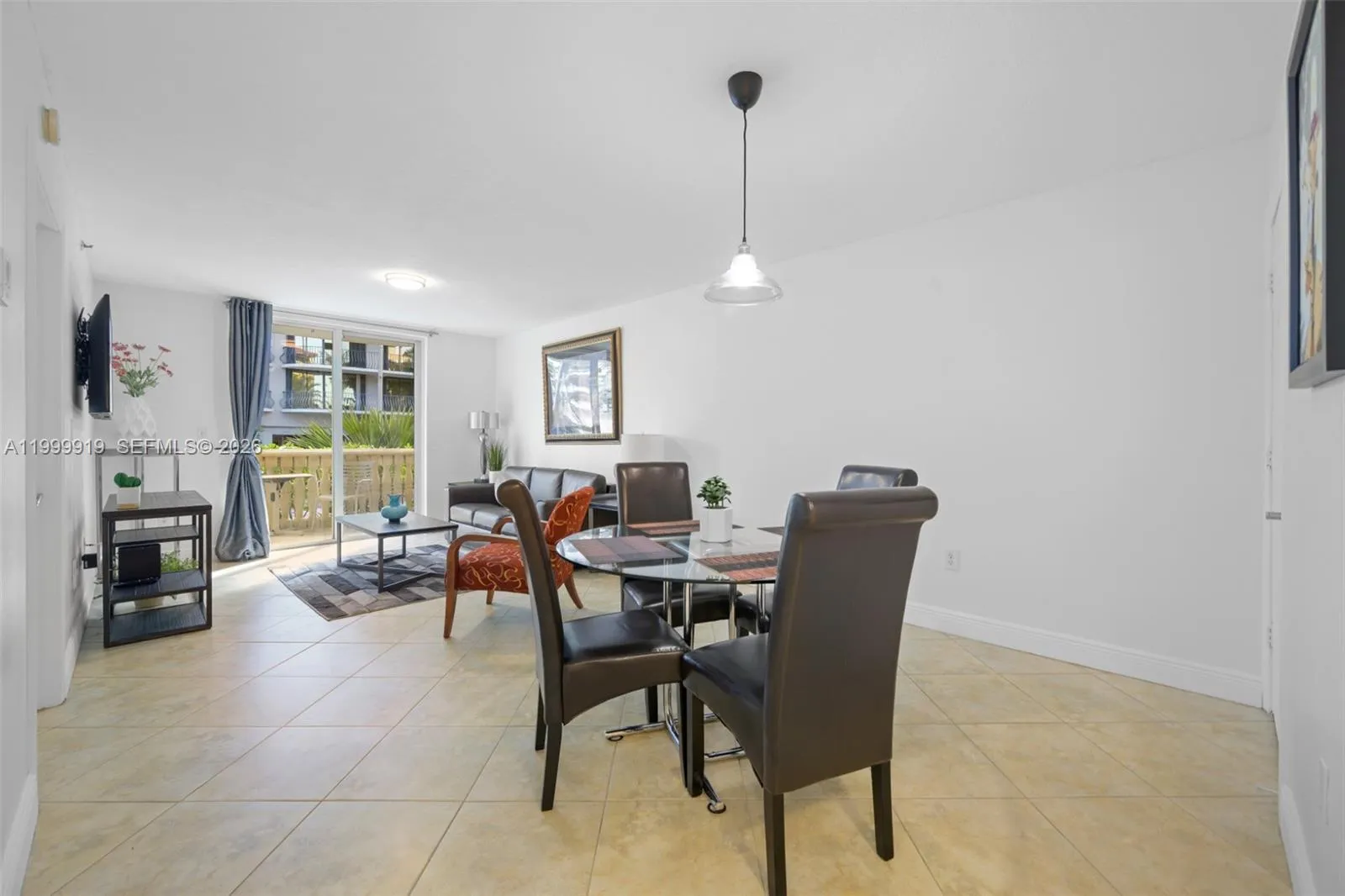 8888 Collins Ave 105, Surfside, Florida 33154, Surfside, Florida 33154, 1 Bedroom Bedrooms, ,1 BathroomBathrooms,Residential Lease,For Rent,8888 Collins Ave 105, Surfside, Florida 33154,A11999919