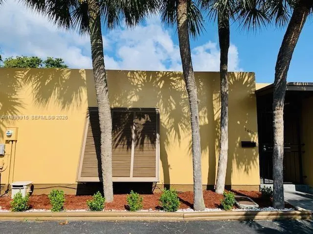 16119 Kingsmoor Way 16119, Miami Lakes, Florida 33, Miami Lakes, Florida 33014, 3 Bedrooms Bedrooms, ,2 BathroomsBathrooms,Residential Lease,For Rent,16119 Kingsmoor Way 16119, Miami Lakes, Florida 33,A11999915