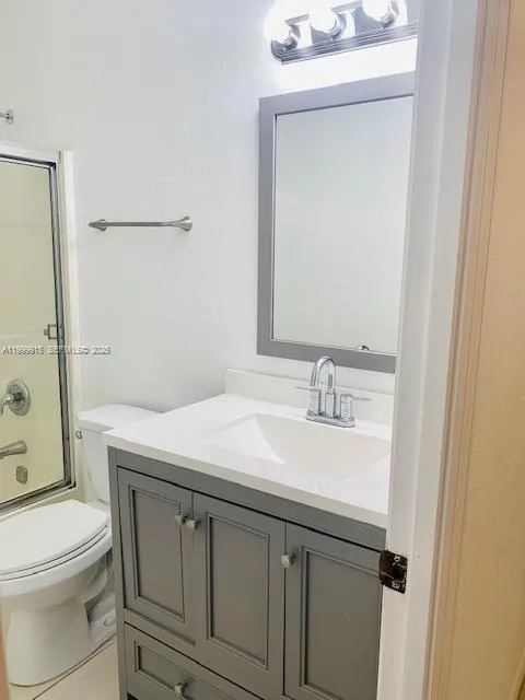 16119 Kingsmoor Way 16119, Miami Lakes, Florida 33, Miami Lakes, Florida 33014, 3 Bedrooms Bedrooms, ,2 BathroomsBathrooms,Residential Lease,For Rent,16119 Kingsmoor Way 16119, Miami Lakes, Florida 33,A11999915