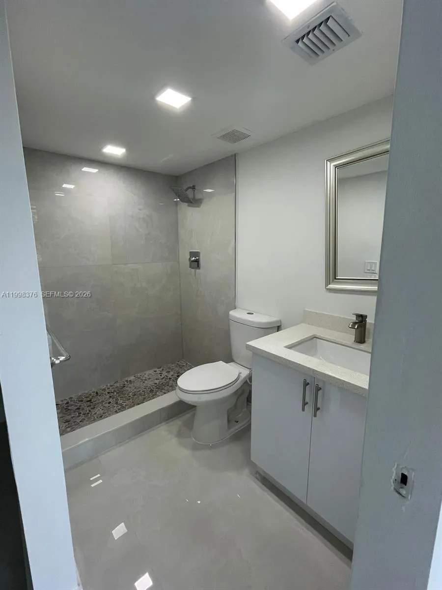 9460 Tangerine Pl 404, Davie, Florida 33324, Davie, Florida 33324, 2 Bedrooms Bedrooms, ,2 BathroomsBathrooms,Residential Lease,For Rent,9460 Tangerine Pl 404, Davie, Florida 33324,A11998376