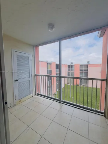 19841 Sw 114th Ave 310, Miami, Florida 33157